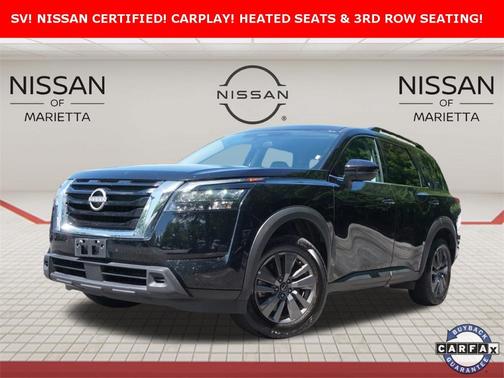 2024 Nissan Pathfinder SV