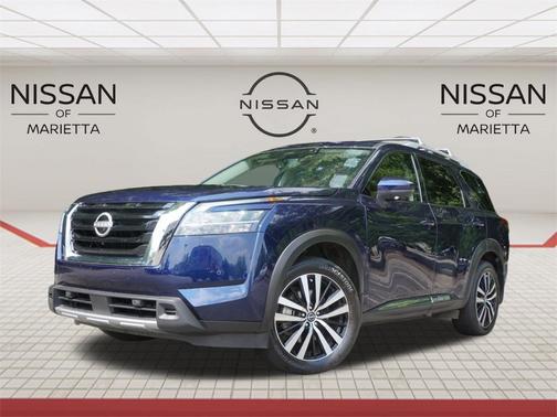 2024 Nissan Pathfinder Platinum