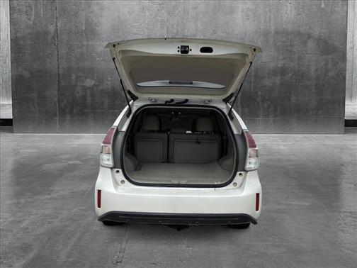 2015 Toyota Prius v Four