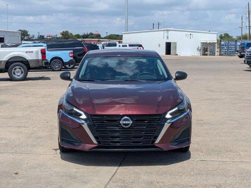 Garnet Pearl Metallic 2025 Nissan Altima SV AWD