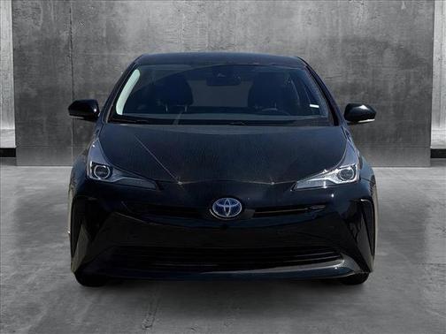 2022 Toyota Prius LE