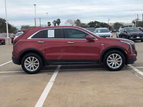 2019 Cadillac XT4 Luxury