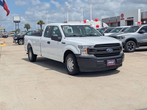 Oxford White 2018 Ford F-150 XL