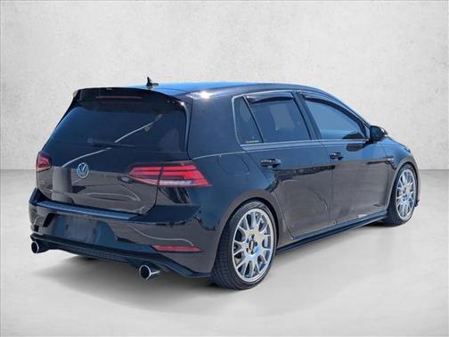 2018 Volkswagen Golf GTI 2.0T S 4-Door