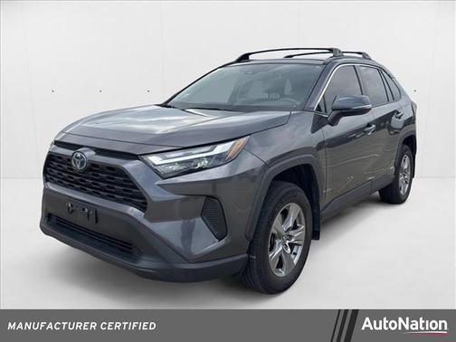 2022 Toyota RAV4 Hybrid XLE