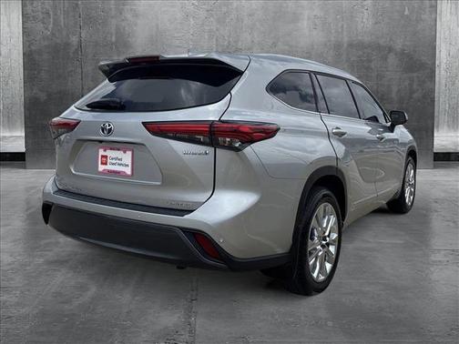 2023 Toyota Highlander Hybrid Limited