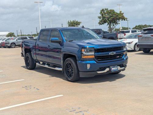 Deep Ocean Blue Metallic 2018 Chevrolet Silverado 1500 2LT