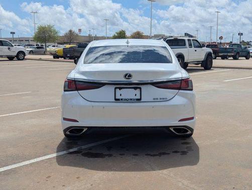 2020 Lexus ES 350 Base