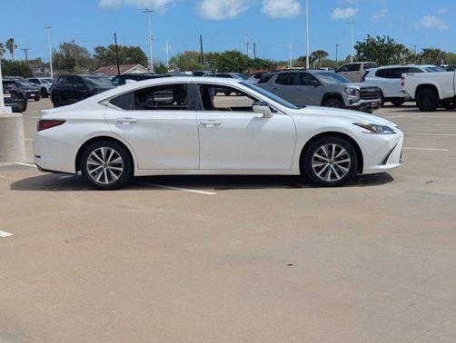 2020 Lexus ES 350 Base