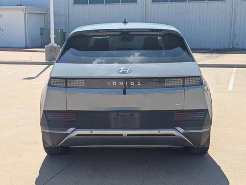 2022 Hyundai IONIQ 5 SE
