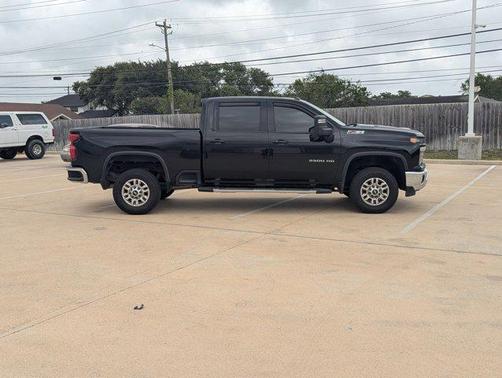 Black 2024 Chevrolet Silverado 2500 LT