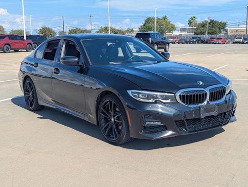 2020 BMW 330 330i