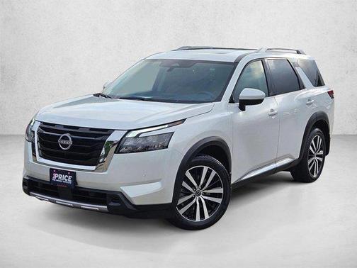 Everest White Pearl Tricoat 2025 Nissan Pathfinder Platinum 4WD