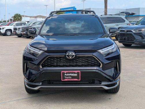 2025 Toyota RAV4 Hybrid SE