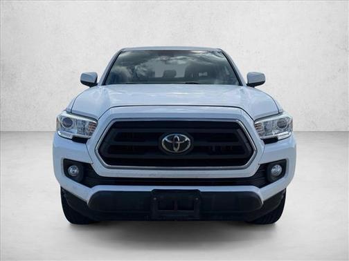 White 2022 Toyota Tacoma SR5