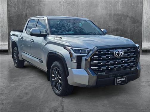 2025 Toyota Tundra Hybrid Platinum