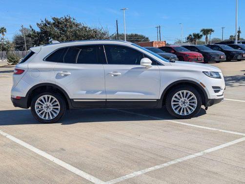 2019 Lincoln MKC Standard
