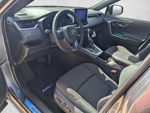 2025 Toyota RAV4 Hybrid SE