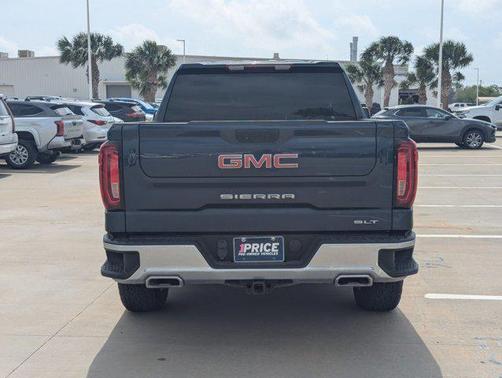 Pacific Blue Metallic 2022 GMC Sierra 1500 SLT