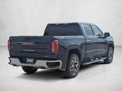 Pacific Blue Metallic 2022 GMC Sierra 1500 SLT