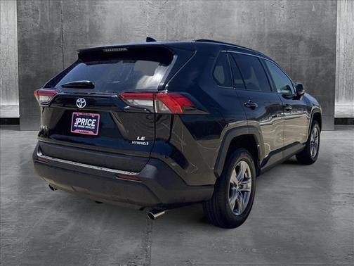 2022 Toyota RAV4 Hybrid LE