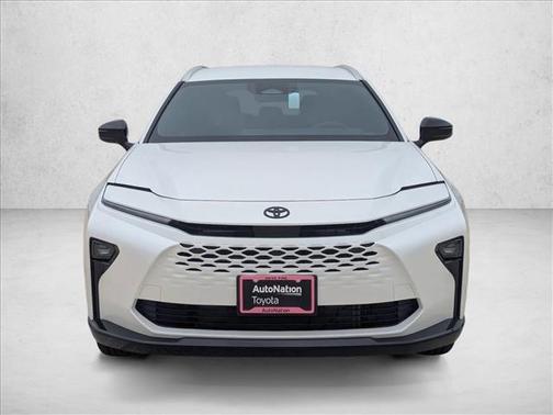 Oxygen White 2026 Toyota Crown Signia XLE