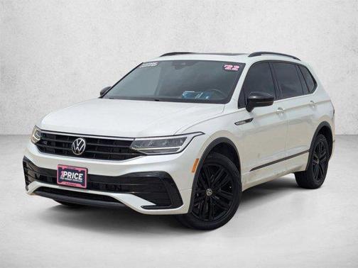 Oryx White Pearl 2022 Volkswagen Tiguan 2.0T SE R-Line Black