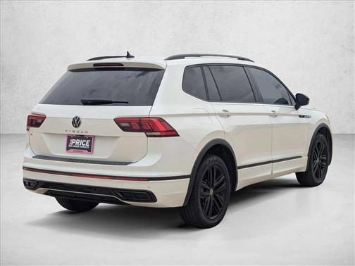 Oryx White Pearl 2022 Volkswagen Tiguan 2.0T SE R-Line Black