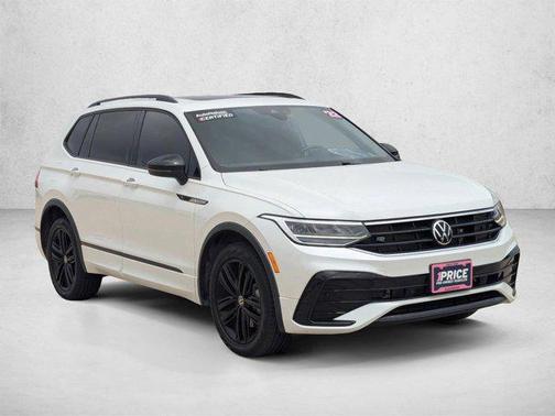 Oryx White Pearl 2022 Volkswagen Tiguan 2.0T SE R-Line Black