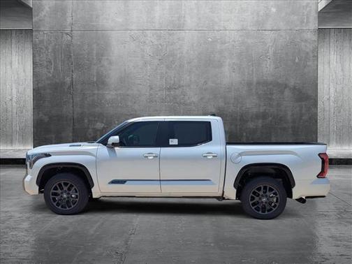 2025 Toyota Tundra Hybrid Platinum