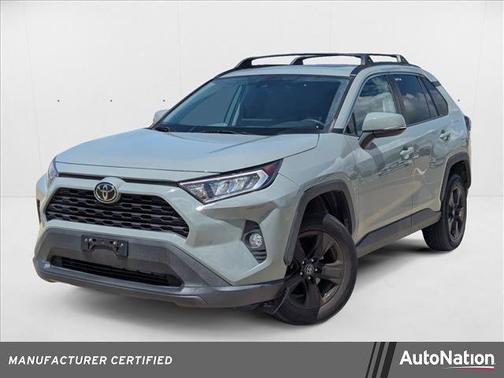 2020 Toyota RAV4 XLE