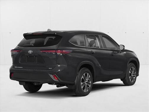 Midnight Black Metallic 2026 Toyota Highlander XLE