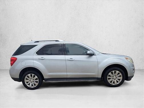 Silver Ice Metallic 2011 Chevrolet Equinox 2LT