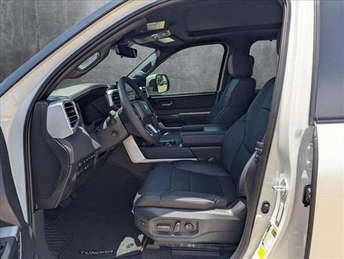2025 Toyota Tundra Hybrid Platinum
