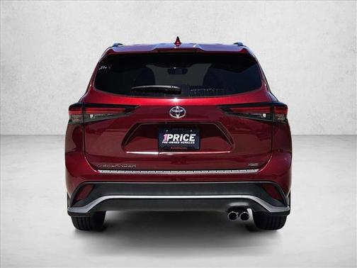 Ruby Flare Pearl 2024 Toyota Highlander XSE