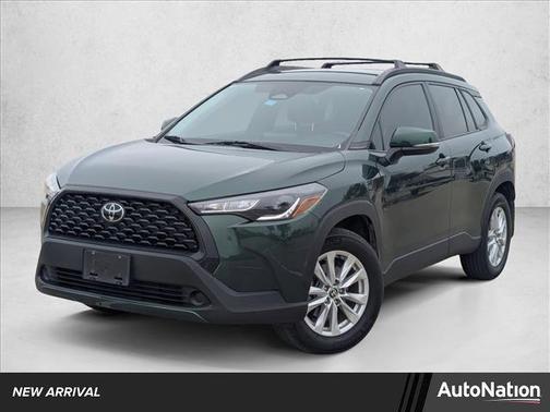 2024 Toyota Corolla Cross LE