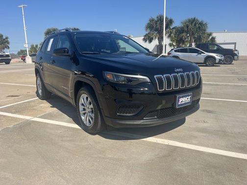 Diamond Black Crystal Pearlcoat 2021 Jeep Cherokee Latitude