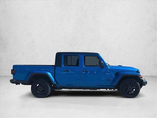 2022 Jeep Gladiator Altitude 4x4
