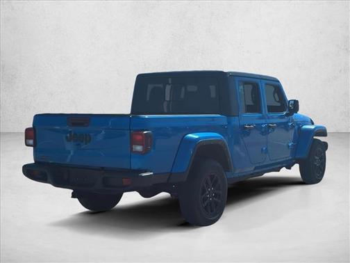 2022 Jeep Gladiator Altitude 4x4