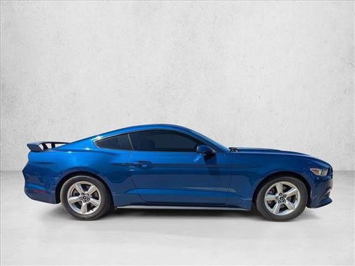 2017 Ford Mustang V6