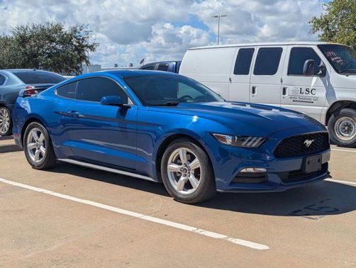 2017 Ford Mustang V6