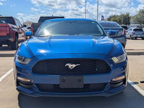 2017 Ford Mustang V6