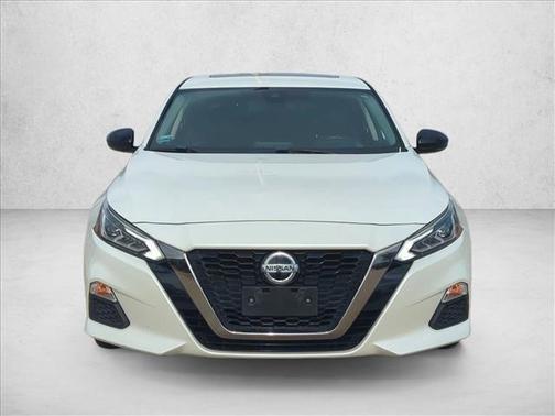 2020 Nissan Altima SR FWD