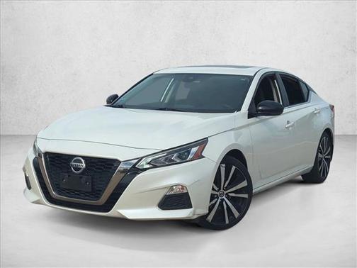 2020 Nissan Altima SR FWD