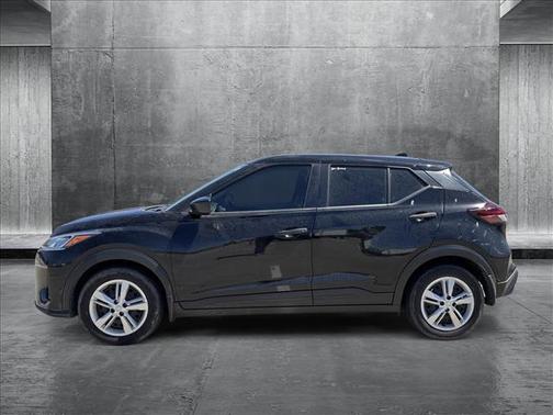 2023 Nissan Kicks S