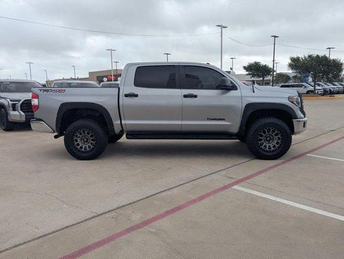Silver Sky Metallic 2019 Toyota Tundra SR5