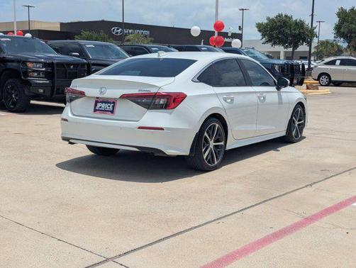 Platinum White Pearl 2024 Honda Civic Touring