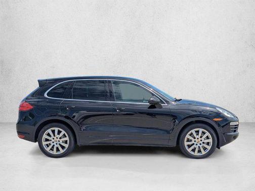 Jet Black Metallic 2013 Porsche Cayenne Cayenne