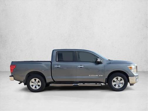 2018 Nissan Titan SV