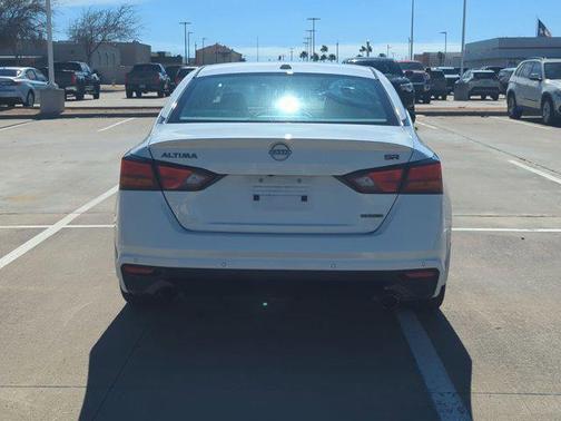 2024 Nissan Altima SR VC-Turbo FWD